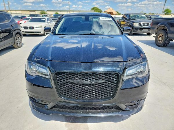 2015 CHRYSLER 300 Limited