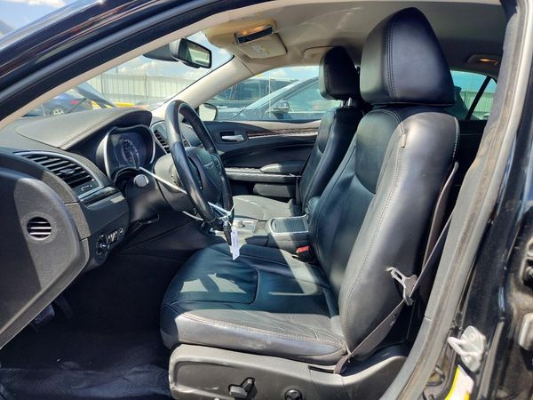 2015 CHRYSLER 300 Limited