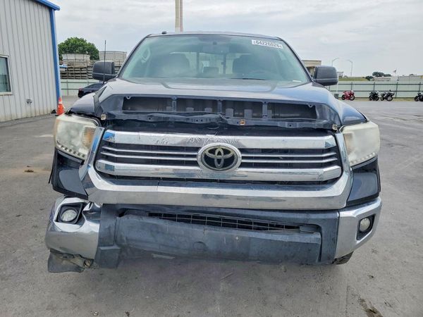 2016 TOYOTA TUNDRA