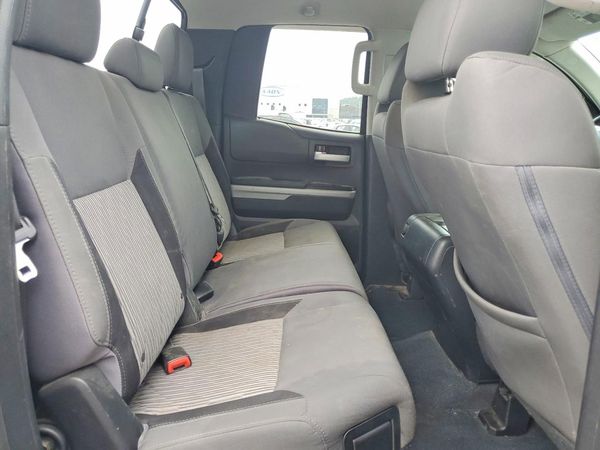 2016 TOYOTA TUNDRA
