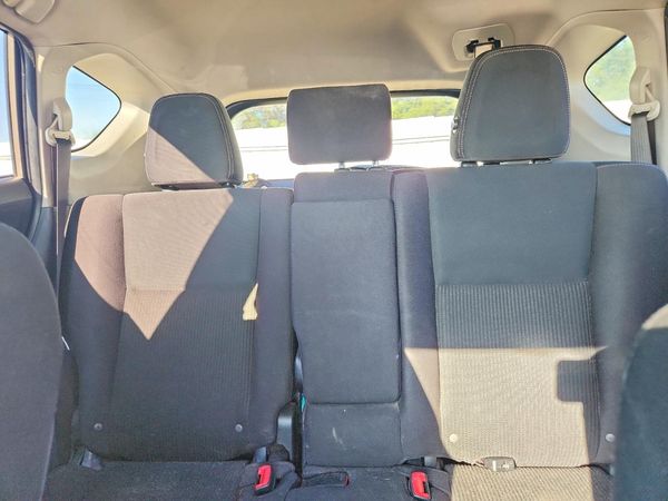 2015 TOYOTA RAV4 XLE (M Grade)