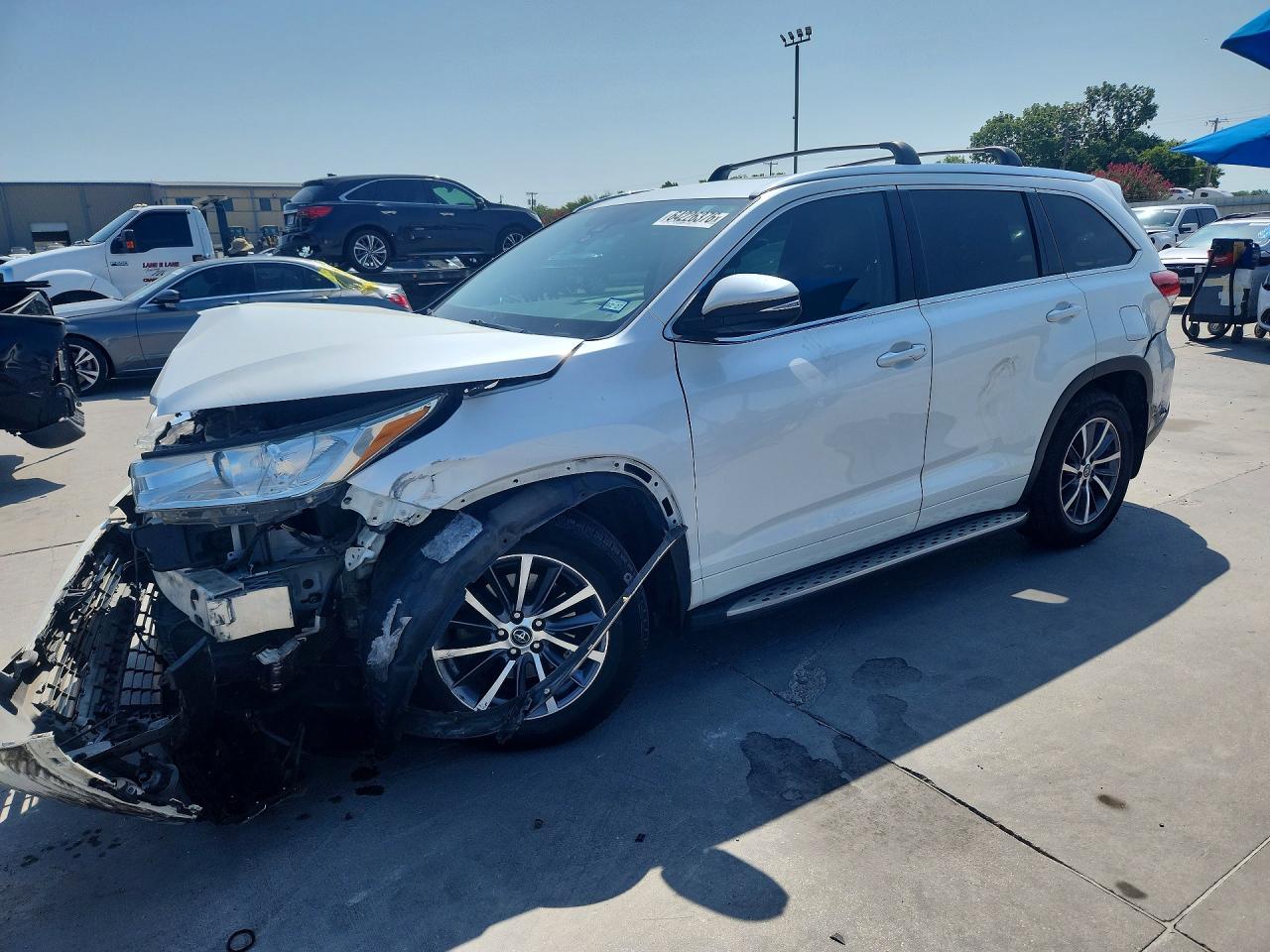 2017 TOYOTA HIGHLANDER SE/XLE