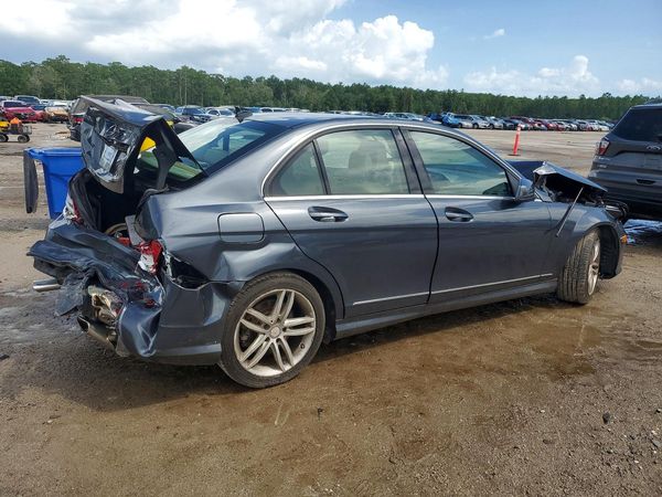 2014 MERCEDES-BENZ C