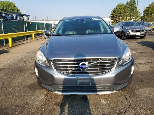 2016 VOLVO XC60