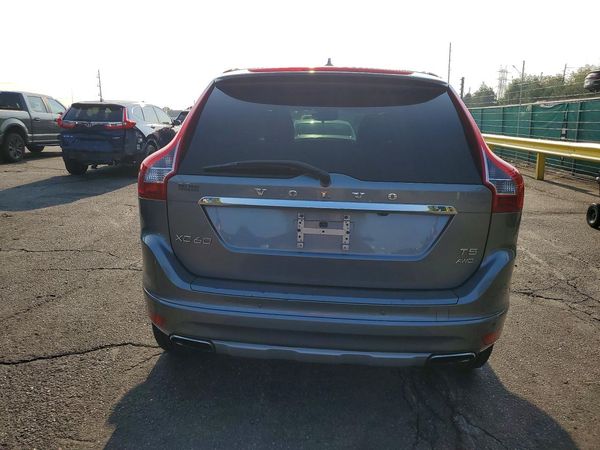 2016 VOLVO XC60