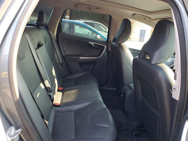 2016 VOLVO XC60