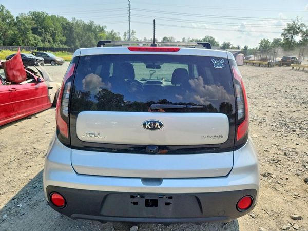 2019 KIA SOUL