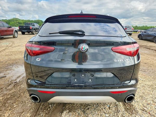 2018 ALFA ROMEO STELVIO AWD