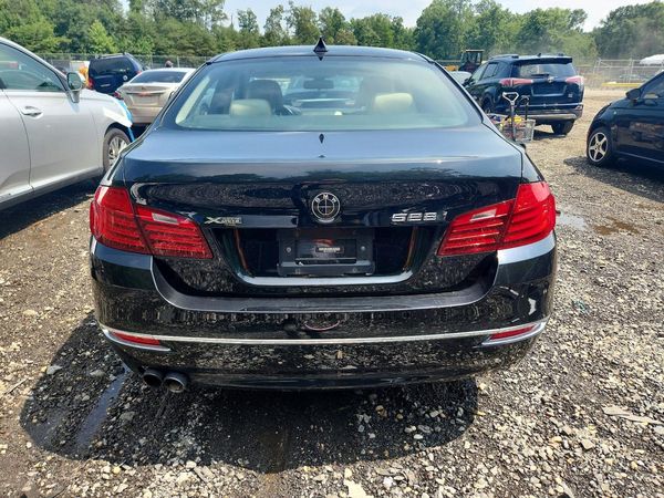 2016 BMW 528