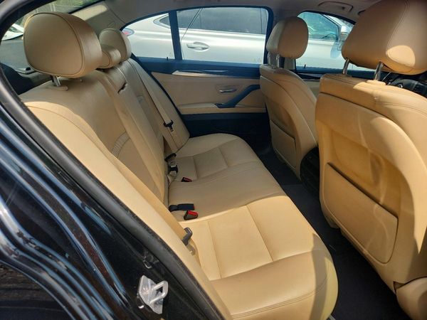 2016 BMW 528