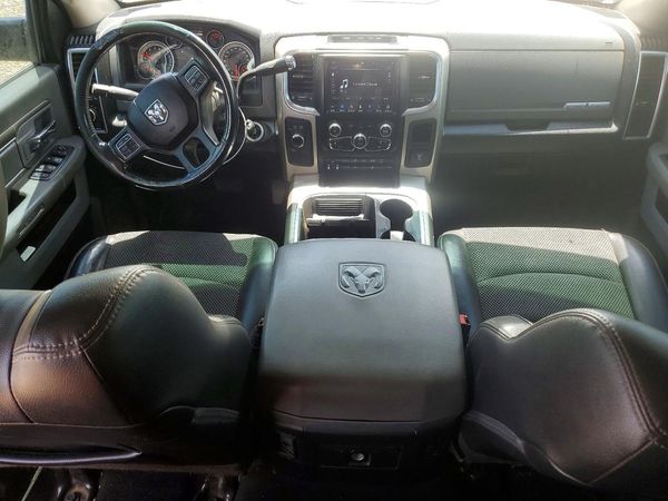 2018 RAM 3500 SLT CREW CAB 4X4