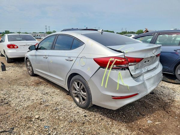 2017 HYUNDAI ELANTRA