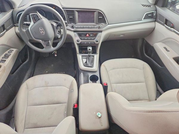 2017 HYUNDAI ELANTRA