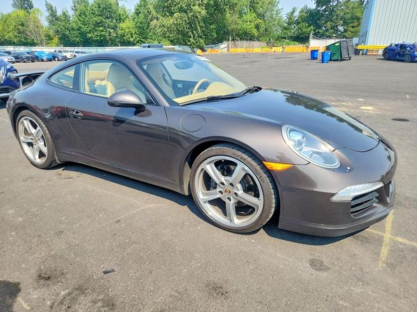 2013 PORSCHE 911