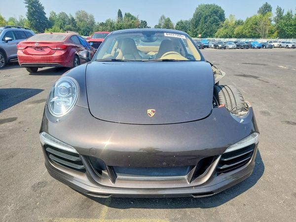 2013 PORSCHE 911