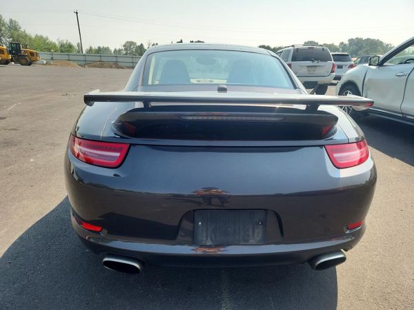 2013 PORSCHE 911