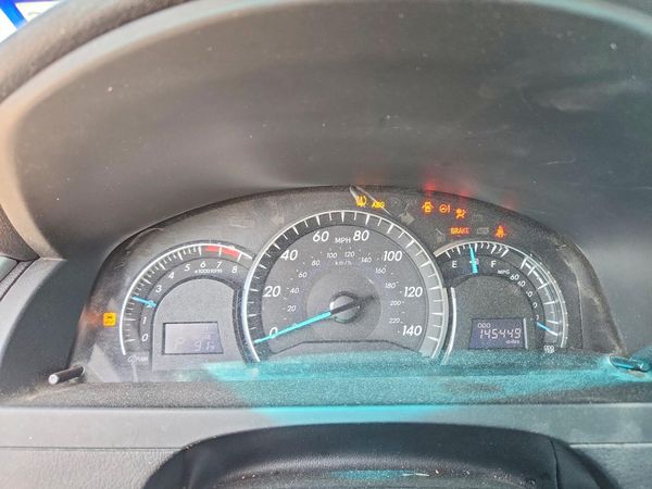 2014 TOYOTA CAMRY
