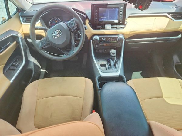 2021 TOYOTA RAV4 LE