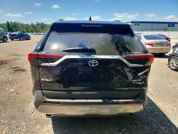 2025 TOYOTA RAV4 Limited