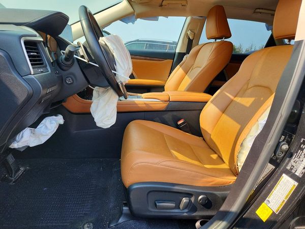 2022 LEXUS RX 350L Premium