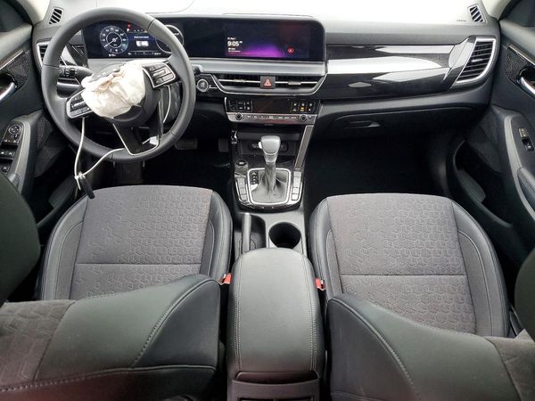 2024 KIA SELTOS S, X-Line