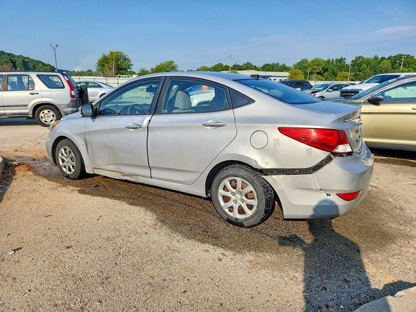 2013 HYUNDAI ACCENT GLS, GS