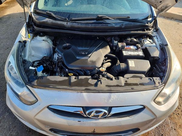 2013 HYUNDAI ACCENT GLS, GS