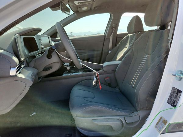 2026 HYUNDAI ELANTRA HY — DENT