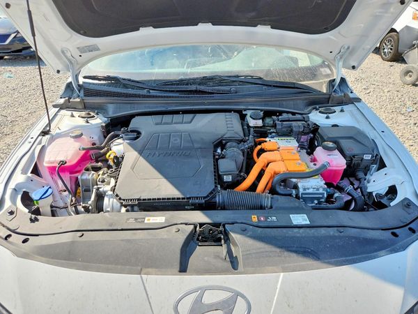2026 HYUNDAI ELANTRA HY — Engine bay