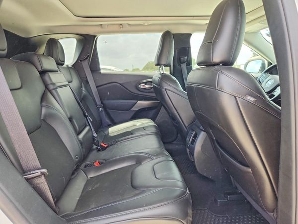 2019 JEEP CHEROKEE LATITUDE PLUS 4X4