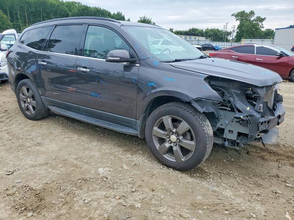 2017 CHEVROLET TRAVERSE 2LT