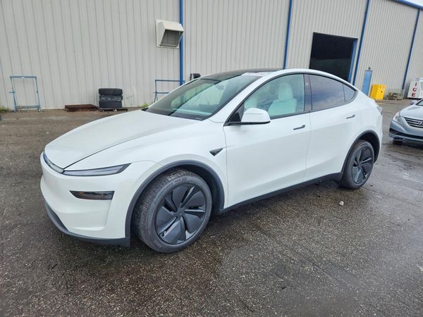 2026 TESLA MODEL Y