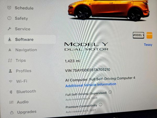2026 TESLA MODEL Y