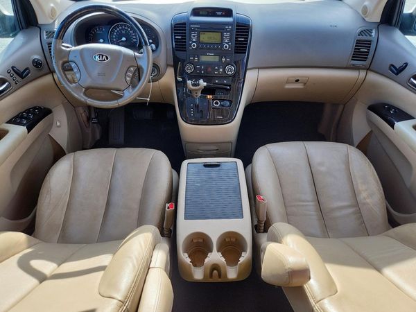 2014 KIA SEDONA GLS