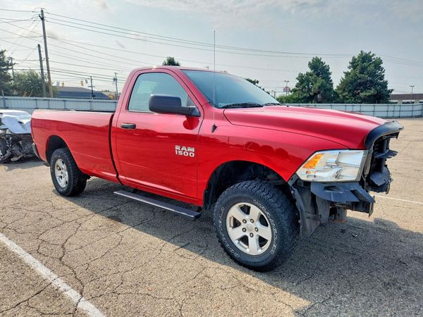 2015 RAM 1500 ST