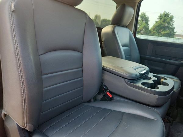 2015 RAM 1500 ST