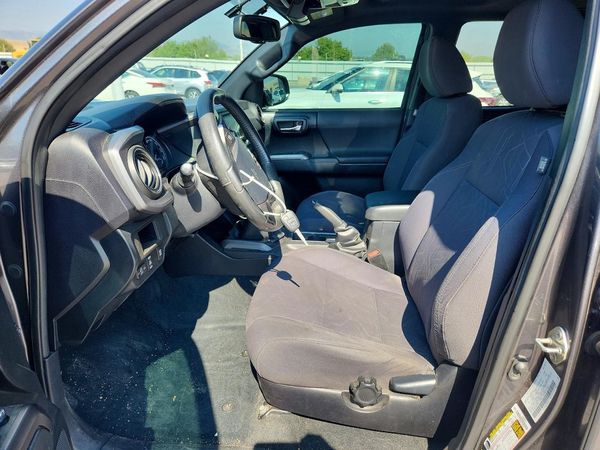 2016 TOYOTA TACOMA