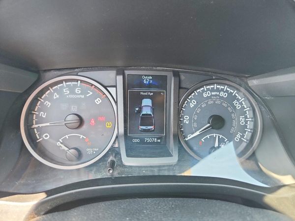 2016 TOYOTA TACOMA