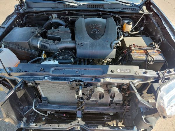 2016 TOYOTA TACOMA