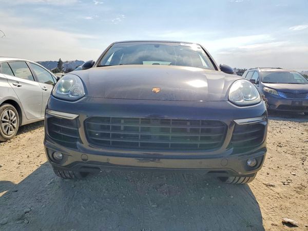 2016 PORSCHE CAYENNE E-Hybrid