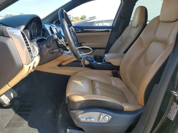 2016 PORSCHE CAYENNE E-Hybrid