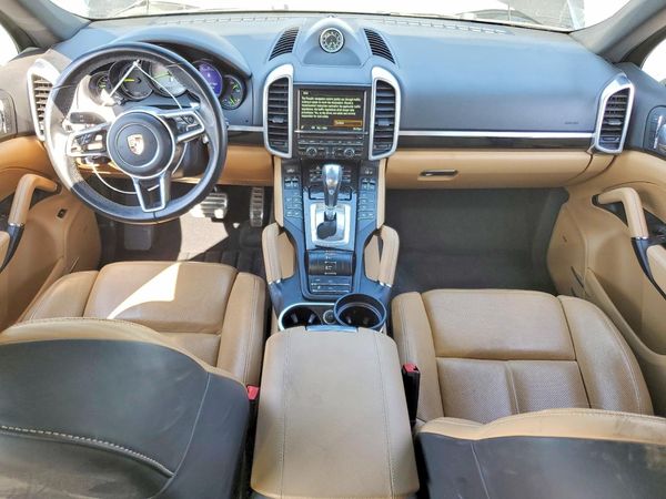 2016 PORSCHE CAYENNE E-Hybrid