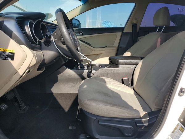 2015 KIA OPTIMA GL - Middle-low