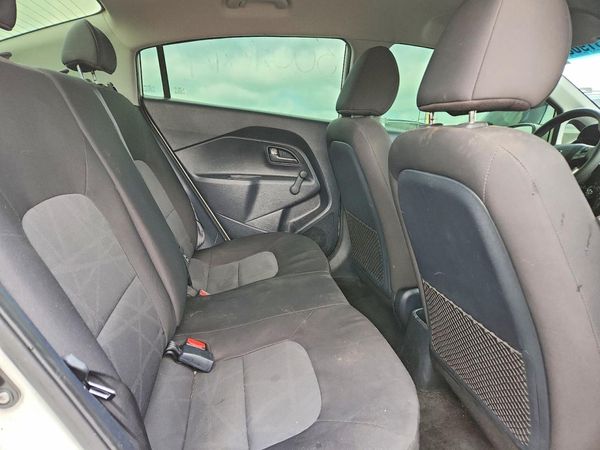2016 KIA RIO LX A/T