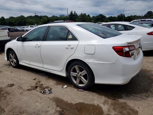 2012 TOYOTA CAMRY