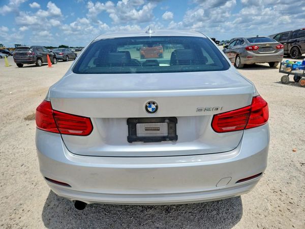 2016 BMW 320 SA
