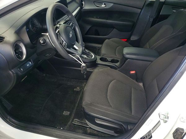 2021 KIA FORTE FE, LXS