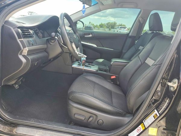 2014 TOYOTA CAMRY