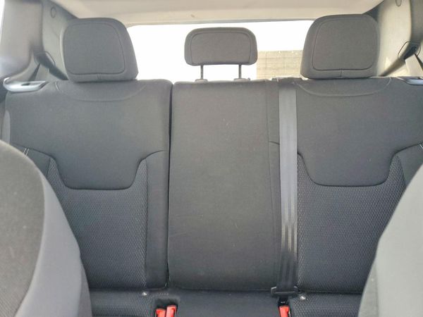 2023 JEEP RENEGADE LATITUDE 4X4