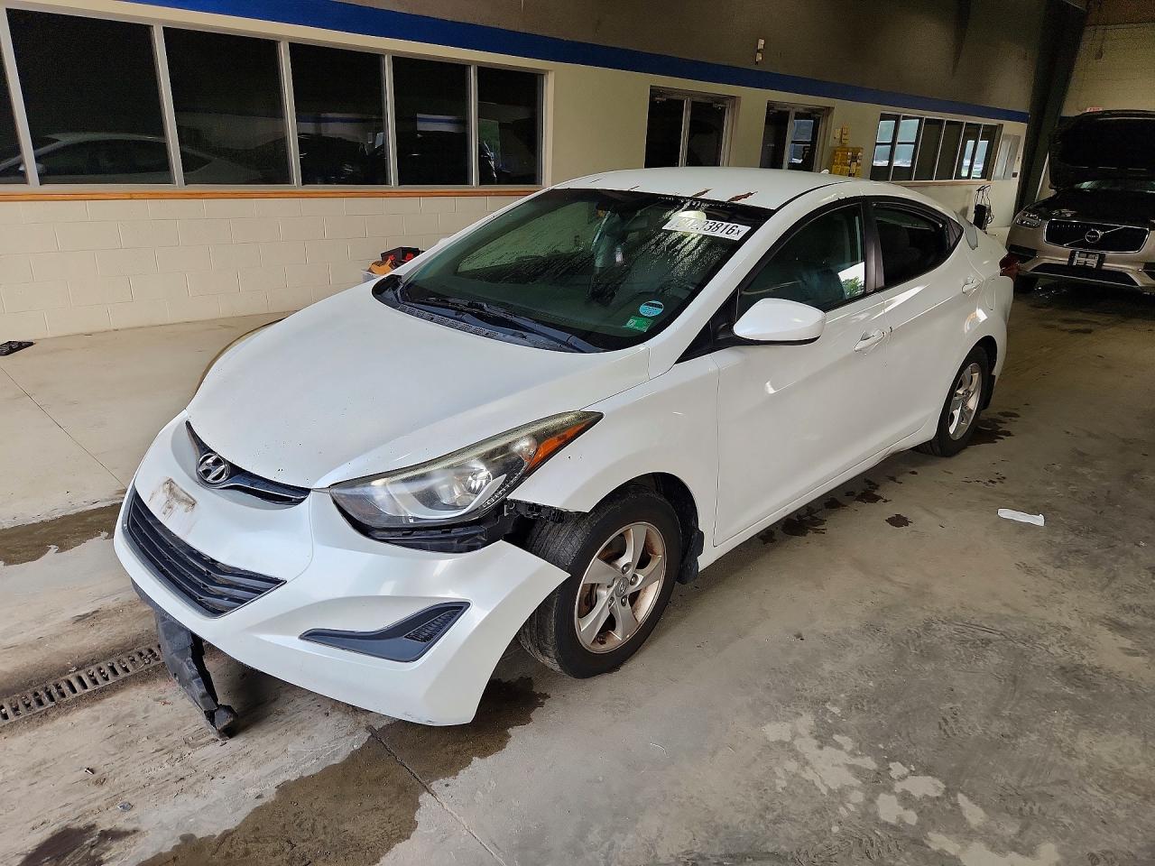 2015 HYUNDAI ELANTRA GLS(Middle)